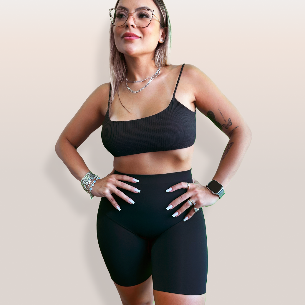 Modèle court de compression de peau sans couture + Offrez une culotte modelante